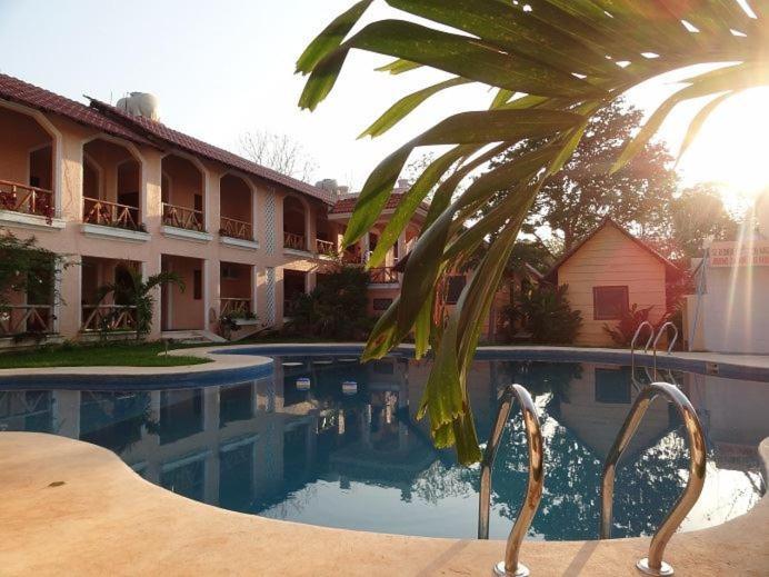 Hotel Calakmul Шпухиль Экстерьер фото